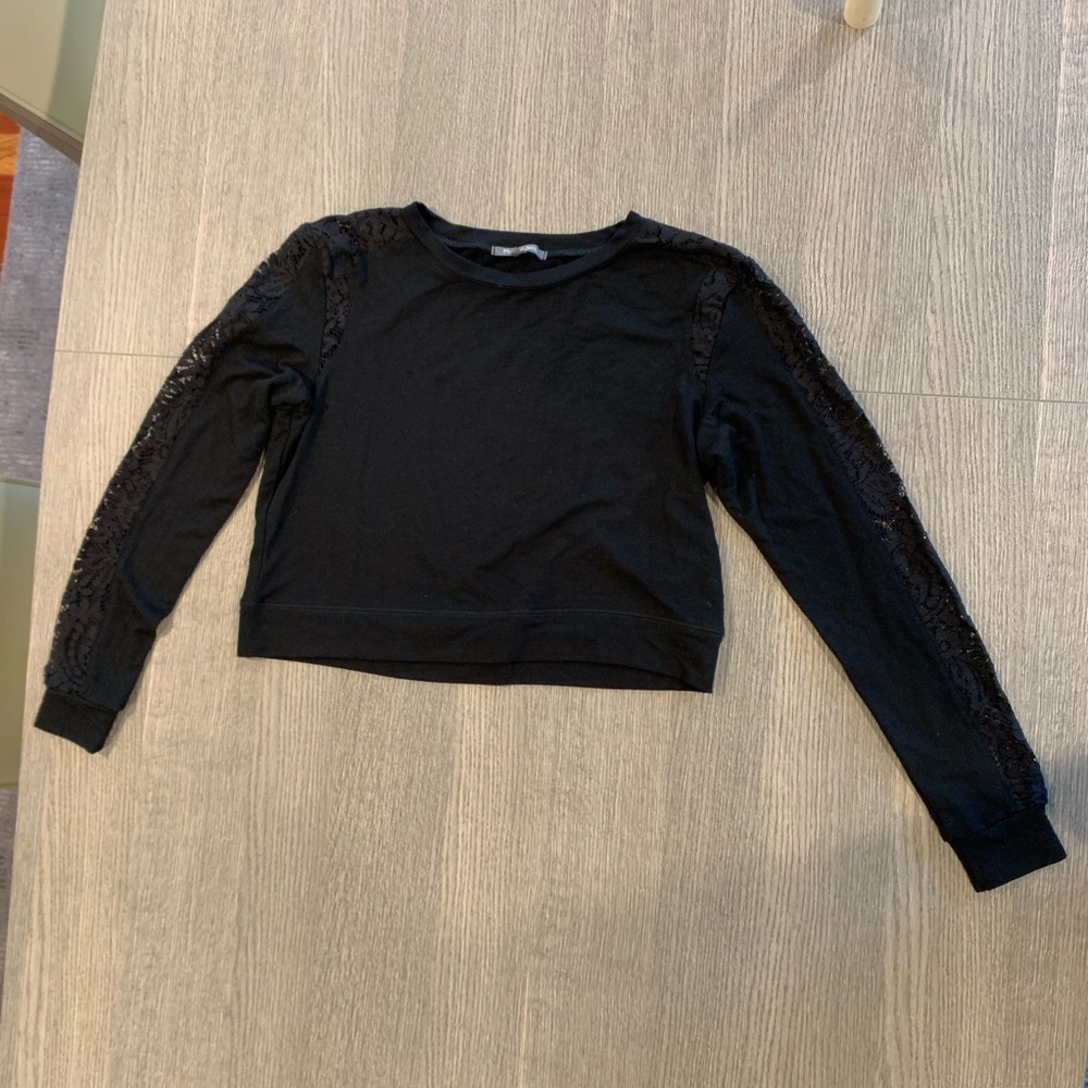 Michael Stars Long sleeve with lace on arms